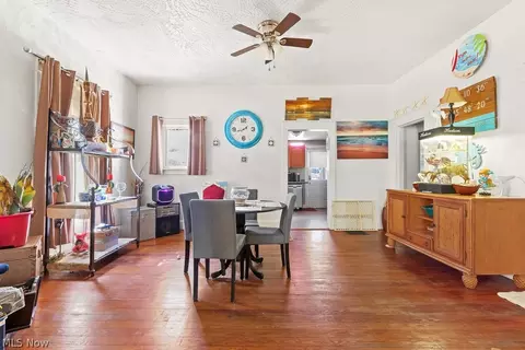 Dining - 467 Sharp Ave, Salem, OH 44460 photo 3 of 3