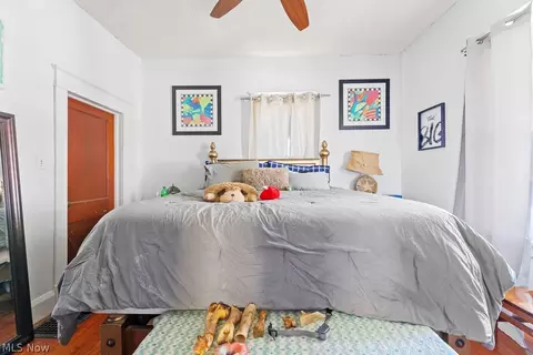 Bedroom - 467 Sharp Ave, Salem, OH 44460 photo 2 of 3