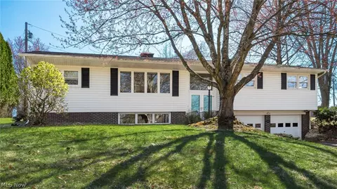 2858 Coldspring Rd, Zanesville, OH 43701