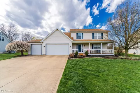 34776 Deer Run Dr, North Ridgeville, OH 44039