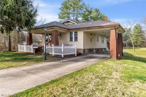 3708 S Main St, Hubbard, OH 44425