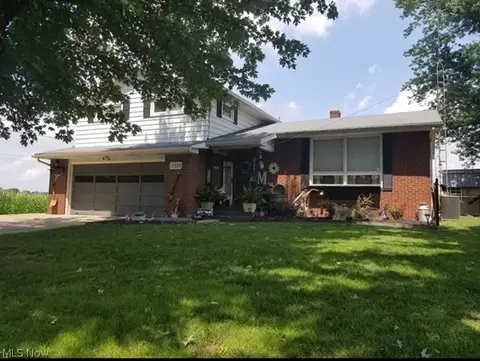 11379 Orrville St NW, Massillon, OH 44647