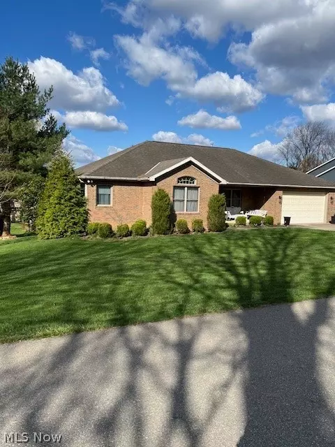 5345 Highview Dr, Zanesville, OH 43701