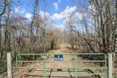 Shay Ridge Road, New Matamoras, OH 45767