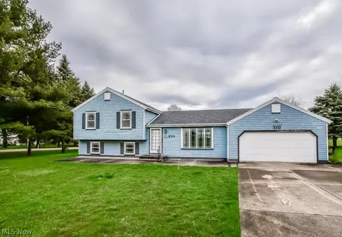 370 Dietz Ave NE, East Canton, OH 44730