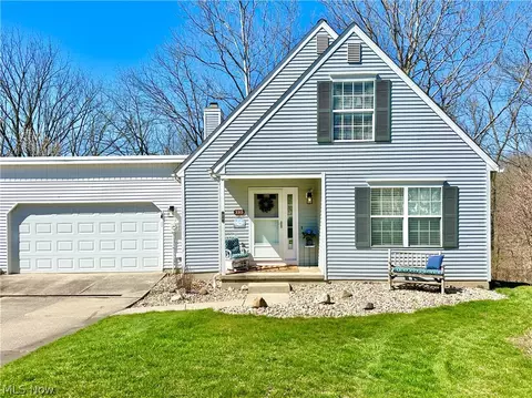 3315 Brookside Ln #15E, Cuyahoga Falls, OH 44223