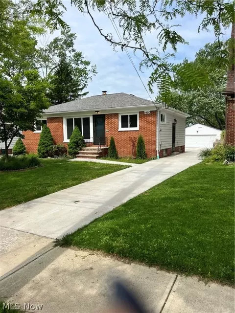 5980 Pearl Rd, Parma Heights, OH 44130