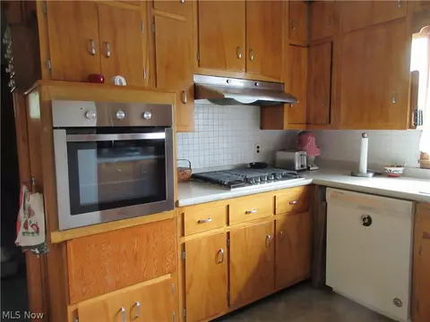 320 Cleveland Ave, Andover, OH 44003 photo 13