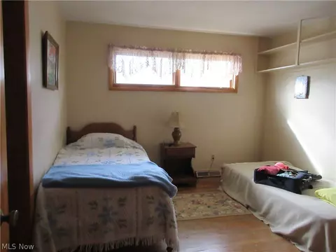 320 Cleveland Ave, Andover, OH 44003 photo 6