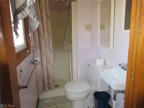320 Cleveland Ave, Andover, OH 44003 photo 7