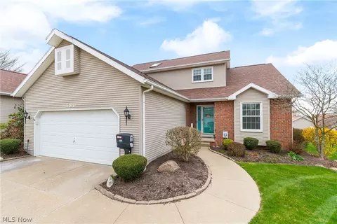 580 Bell Mawr Pl, Barberton, OH 44203