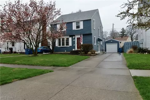 2903 N Jefferson Blvd, Lorain, OH 44052