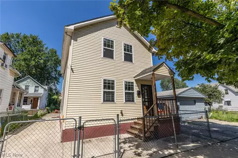 1758 E 33rd St, Cleveland, OH 44114