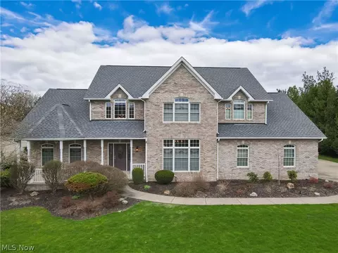 20950 Evergreen Trl, North Royalton, OH 44133