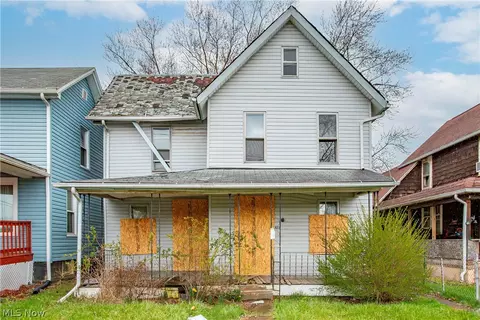 821 Correll Ave NE, Canton, OH 44704