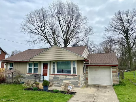 37162 Lake Shore Blvd, Eastlake, OH 44095