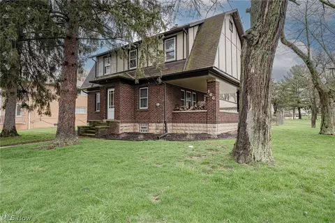 166 Logan St, Bedford, OH 44146