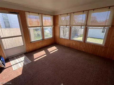132 Warren Ave, Barnesville, OH 43713 photo 17