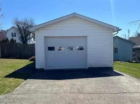 132 Warren Ave, Barnesville, OH 43713 photo 21