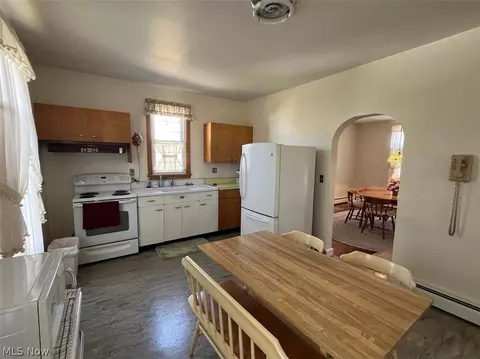 132 Warren Ave, Barnesville, OH 43713 photo 12