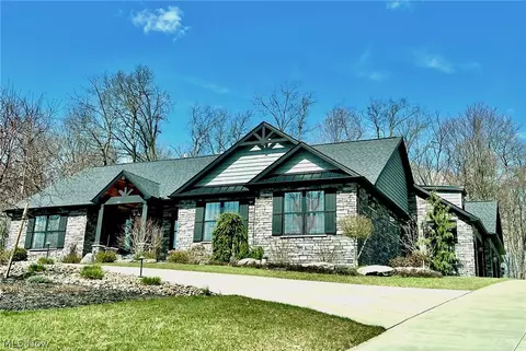 10543 Wooster St NW, Massillon, OH 44647