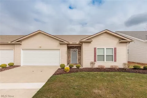 2459 Waterford Pointe Dr, Kent, OH 44240
