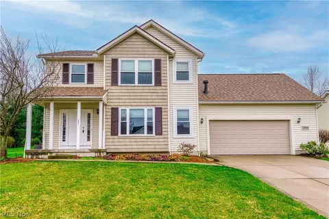 2630 Wintergreen Ln, Ravenna, OH 44266