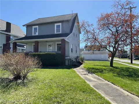 201 E Wilson Ave, Girard, OH 44420