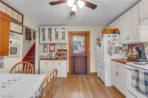 Kitchen - 2129 Dock Rd, Madison, OH 44057 photo 5 of 5