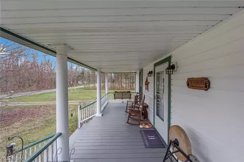 Exterior - 2129 Dock Rd, Madison, OH 44057 photo 6 of 13