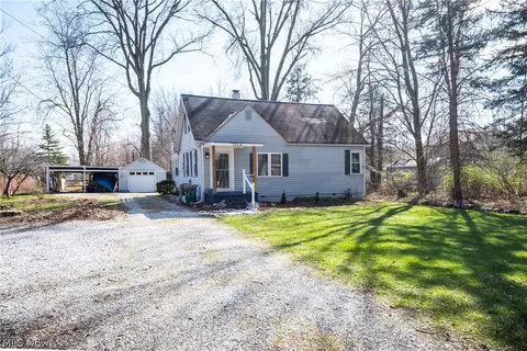 7604 Bellflower Rd, Mentor, OH 44060