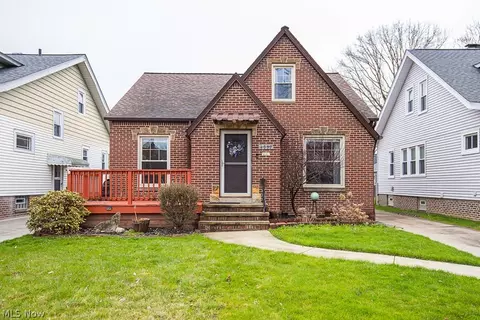 4057 W 158th St, Cleveland, OH 44135