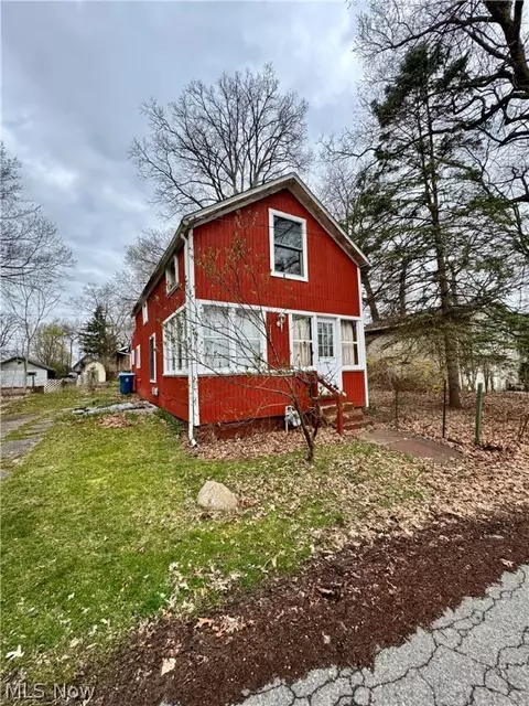 229 Flynn Ave, Akron, OH 44319