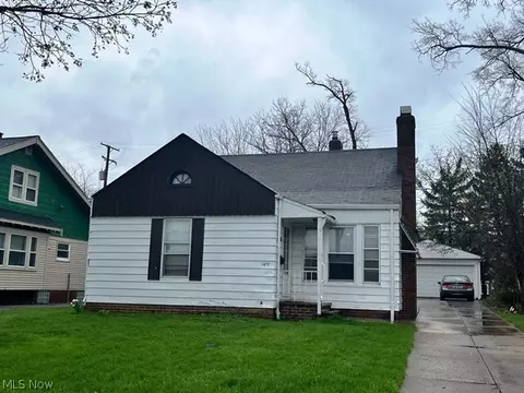 1477 Saint Charles Ave, Lakewood, OH 44107