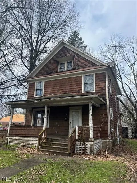 480 Wildwood Ave, Akron, OH 44320