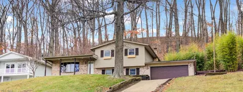 Exterior - 61 E Mohawk Dr, Malvern, OH 44644 photo 10 of 11