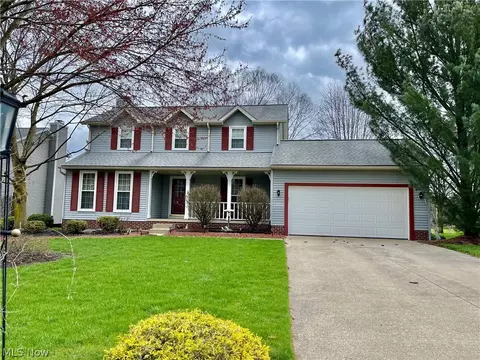 8383 Shorthorn Dr, Sagamore Hills, OH 44067