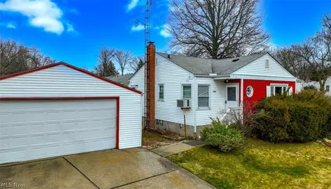 1572 Diagonal, Akron, OH 44320