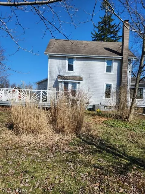 Exterior - 409 Carson Dr, Ashtabula, OH 44004 photo 3 of 7