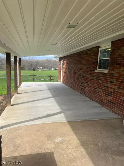1365 Greenlees Rd, Fleming, OH 45729 photo 3