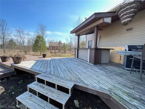Exterior - 4005 E Smith Rd, Medina, OH 44256 photo 3 of 8