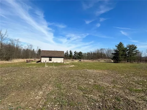 Exterior - 4005 E Smith Rd, Medina, OH 44256 photo 6 of 8