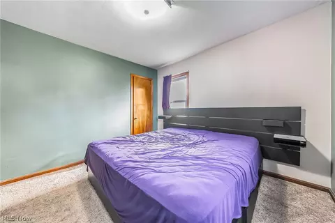 Bedroom - 812 Clark St, Elyria, OH 44035 photo 3 of 9