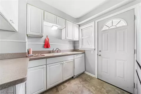Other - 812 Clark St, Elyria, OH 44035 photo 3 of 9
