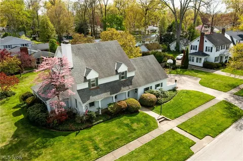 1101 Park Ave, Elyria, OH 44035