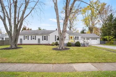 37731 Arlington Dr, Willoughby, OH 44094