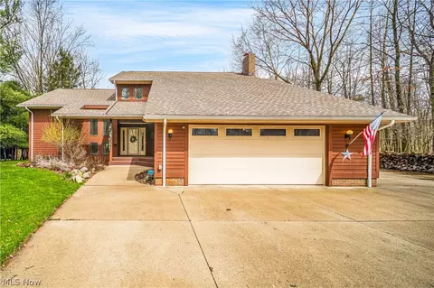 17549 Alexander Rd, Walton Hills, OH 44146