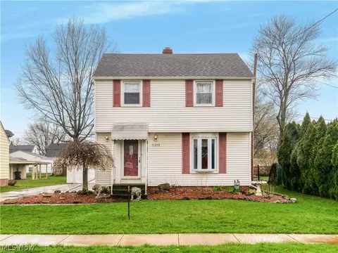 5213 Yorkshire Ave, Parma, OH 44134