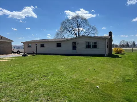 1624 E High Ave, New Philadelphia, OH 44663