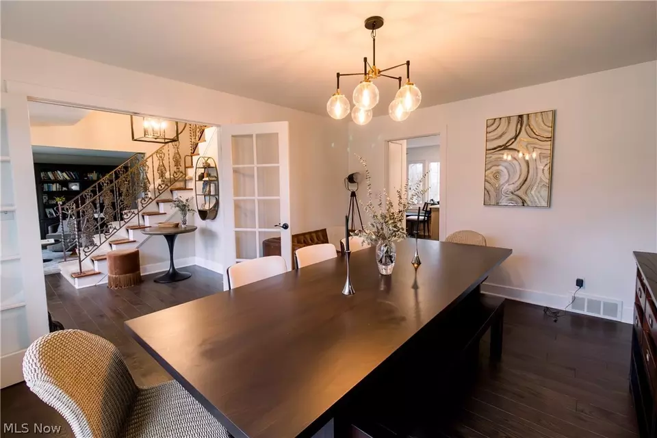 6465 Gates Mills Blvd, Mayfield Heights, OH 44124 26 Photos Movoto